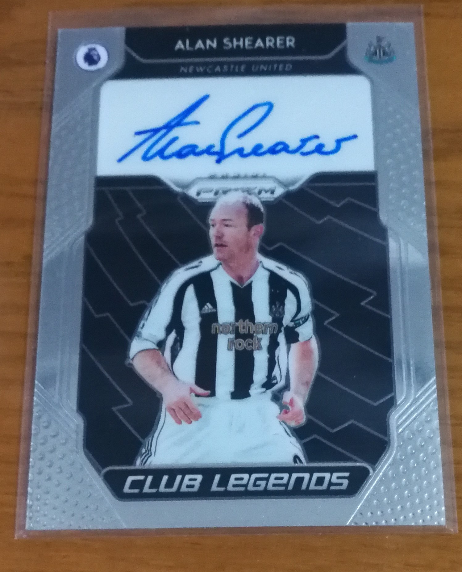 英格兰传奇 阿兰希勒(alan shearer) 2019-20 panini 英超prizm club