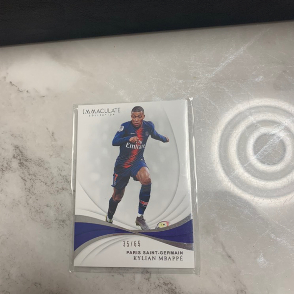 2018-19 panini immaculate 巴黎圣日耳曼 姆巴佩 35